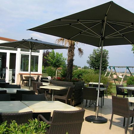 Logis Hotel - Auberge Du Pastel - Hotel 3 Etoiles Et Restaurant Nailloux Exteriör bild