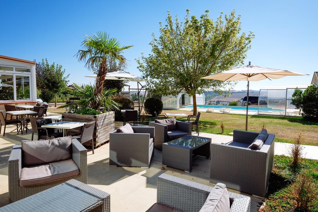 Logis Hotel - Auberge Du Pastel - Hotel 3 Etoiles Et Restaurant Nailloux Exteriör bild